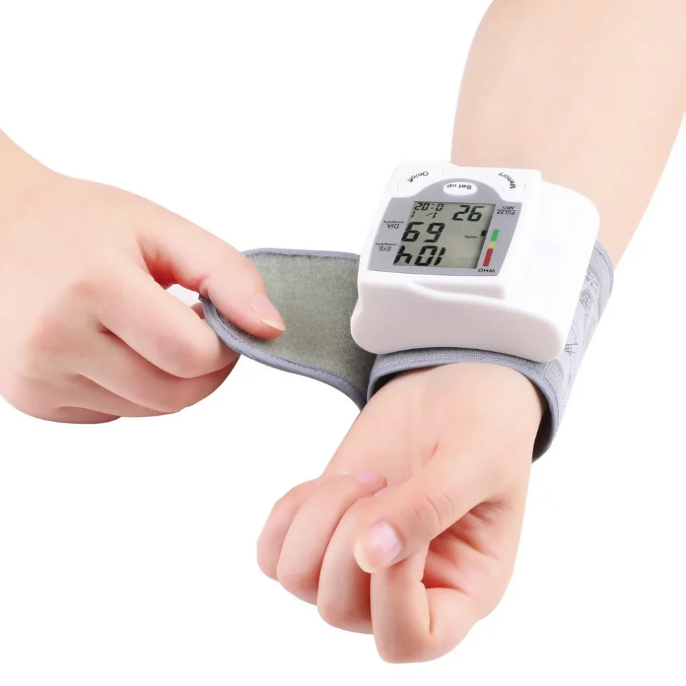 digital wrist blood pressure monitor reviews