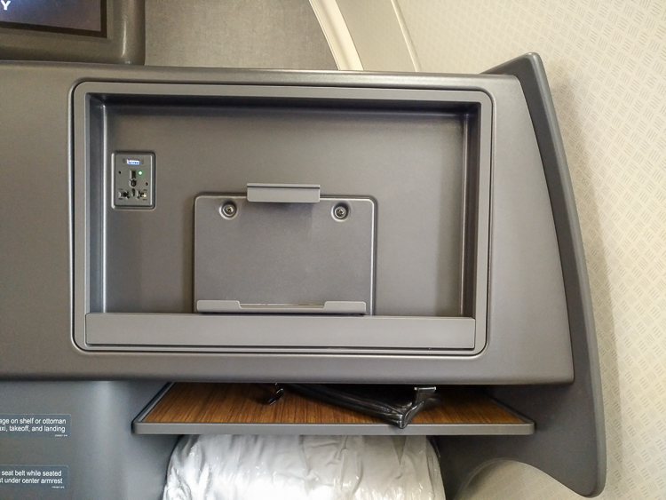 american airlines 757 business class review
